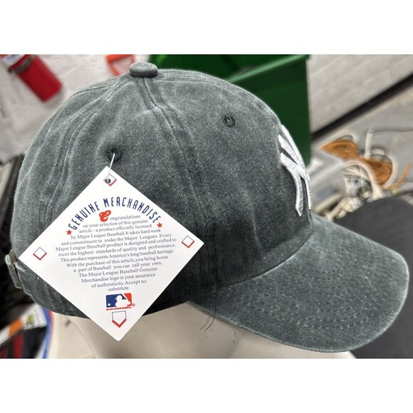 Women's New York Yankees 47 Brand Twins Distressed Strapback Adjustable Hat Cap - Picture 8 of 8